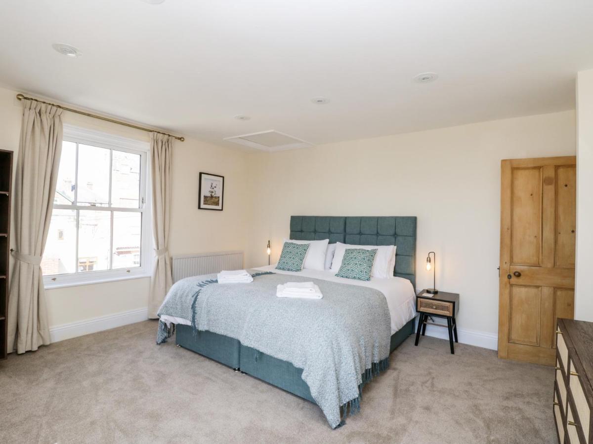 Laurel House Βίλα Γουίτμπι Εξωτερικό φωτογραφία
